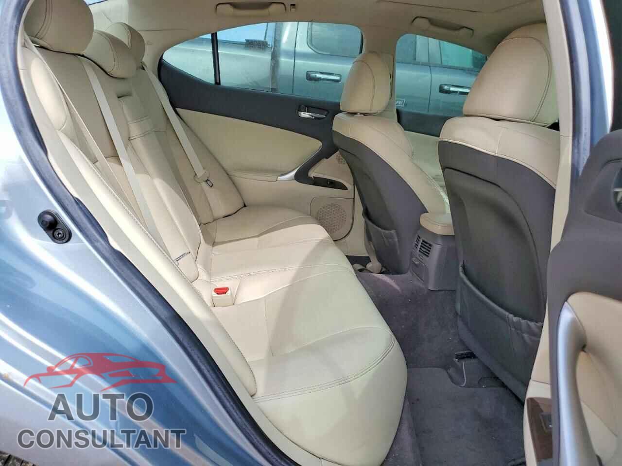 LEXUS IS 2010 - JTHBF5C20A5111166