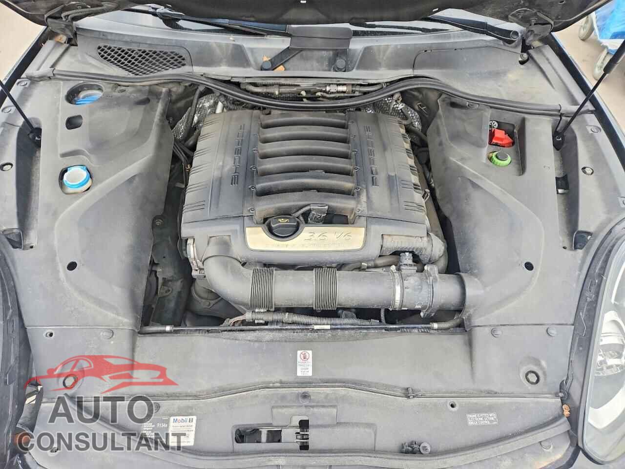 PORSCHE CAYENNE 2016 - WP1AA2A27GLA05698