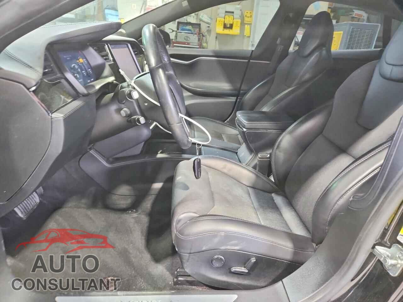 TESLA MODEL S 2019 - 5YJSA1E22KF304845