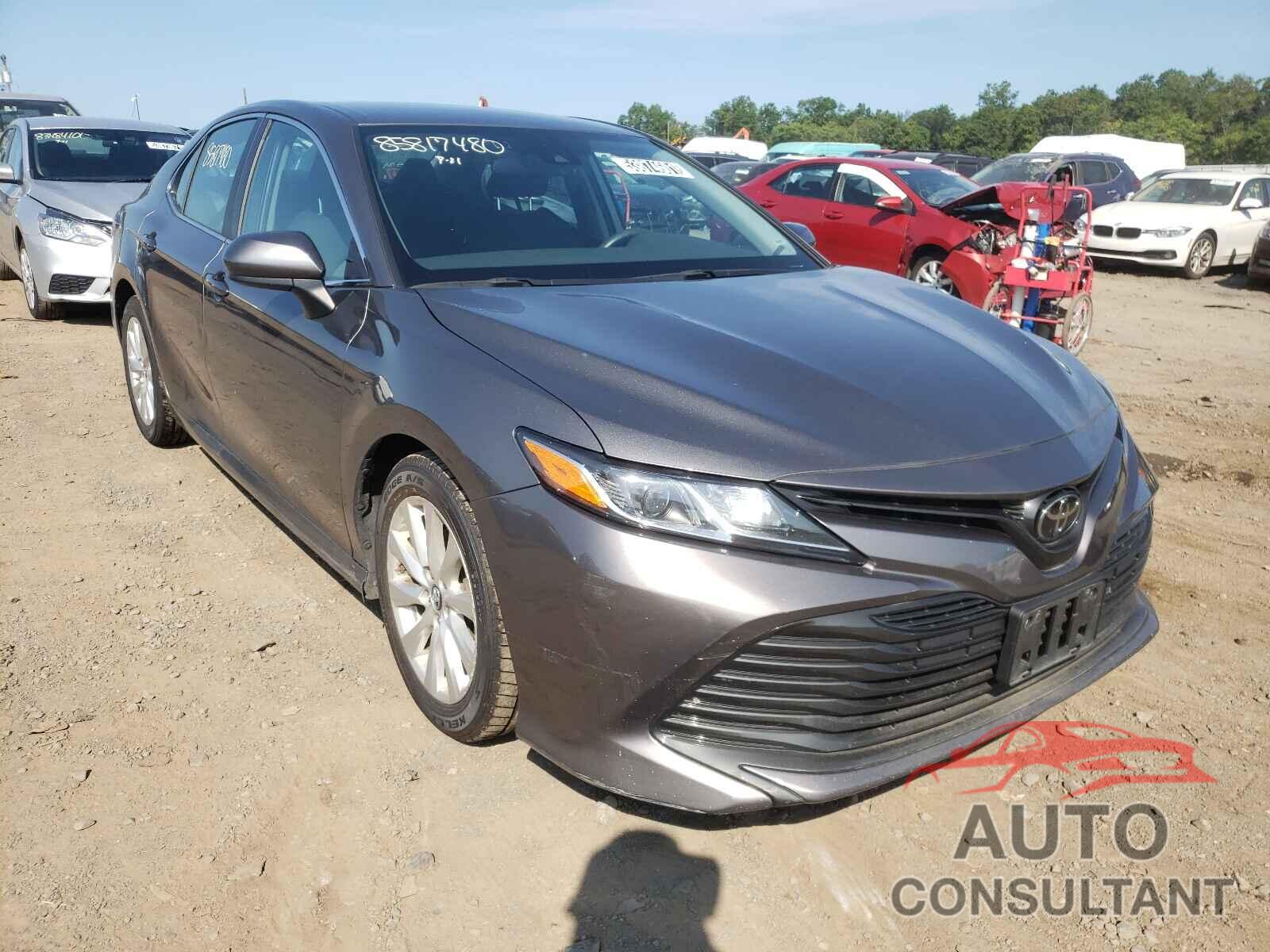 TOYOTA CAMRY 2019 - 4T1B11HK1KU171574