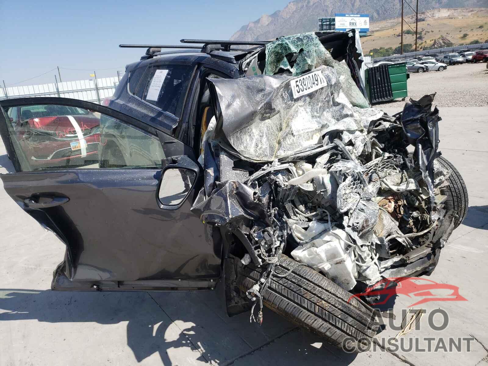 TOYOTA RAV4 2018 - JTMJFREV1JJ216480