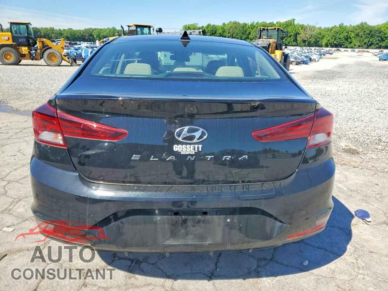 HYUNDAI ELANTRA 2020 - KMHD84LF4LU939551