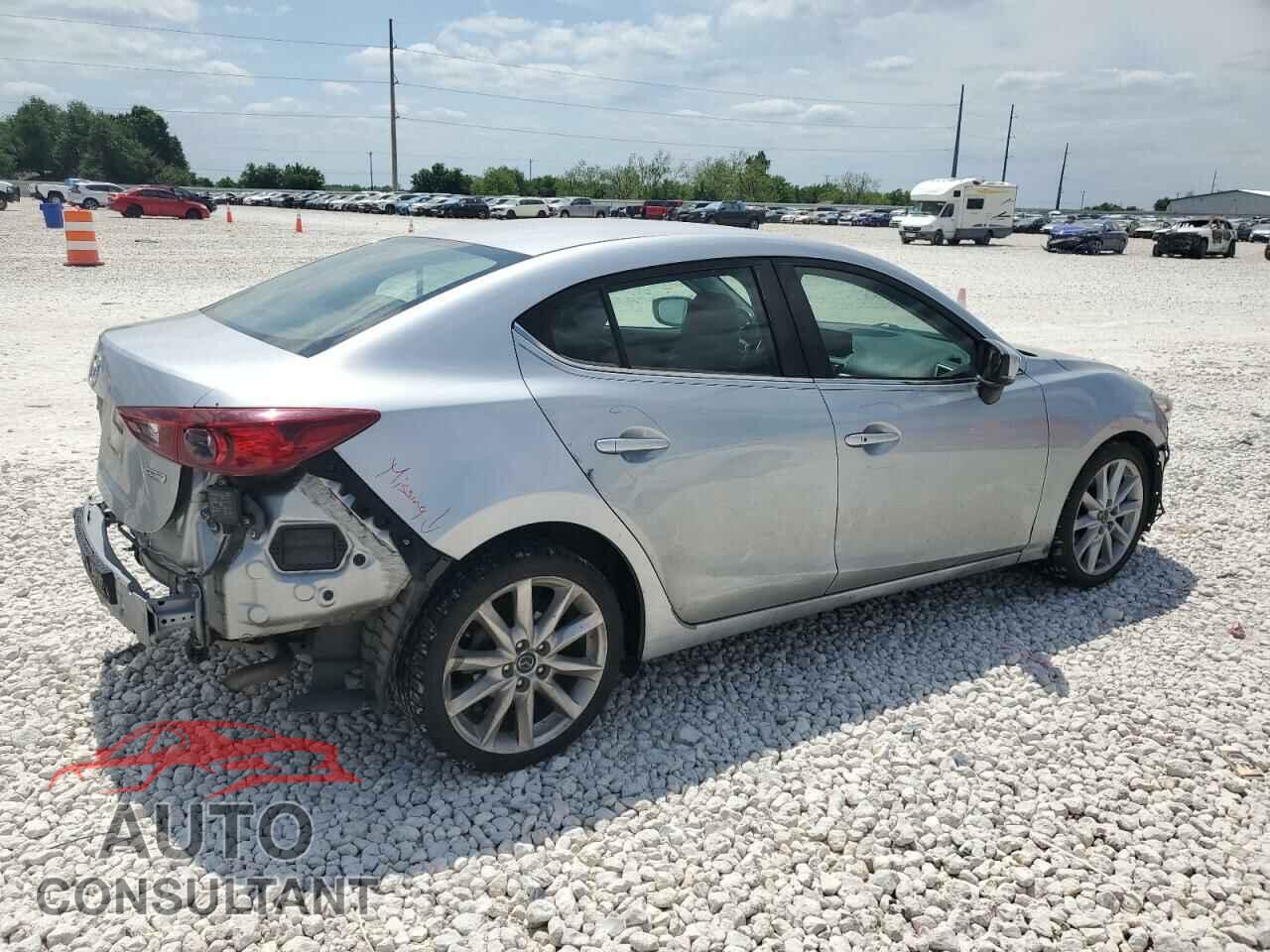 MAZDA 3 2017 - 3MZBN1V72HM134021