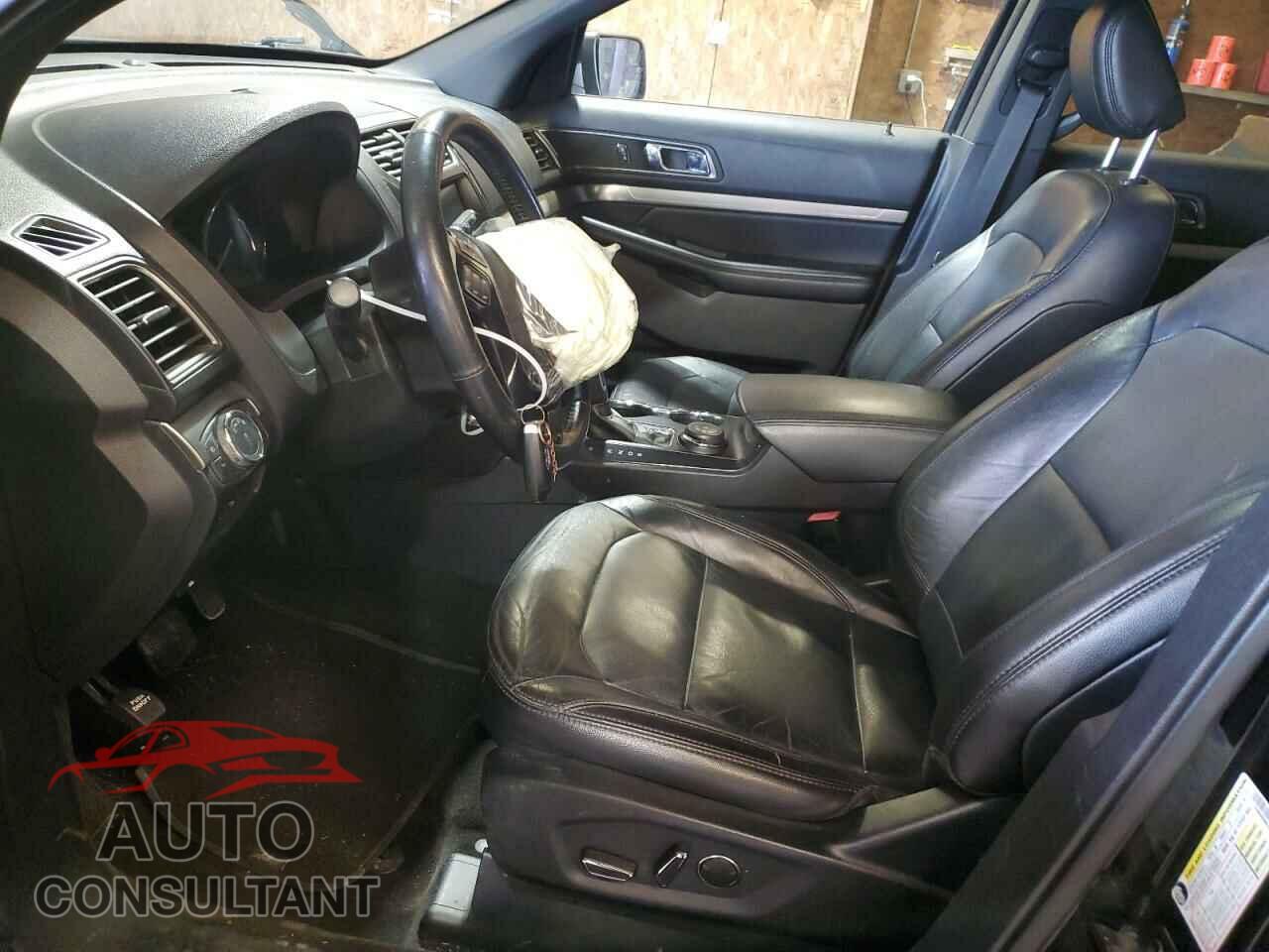 FORD EXPLORER 2018 - 1FM5K8D88JGB52823