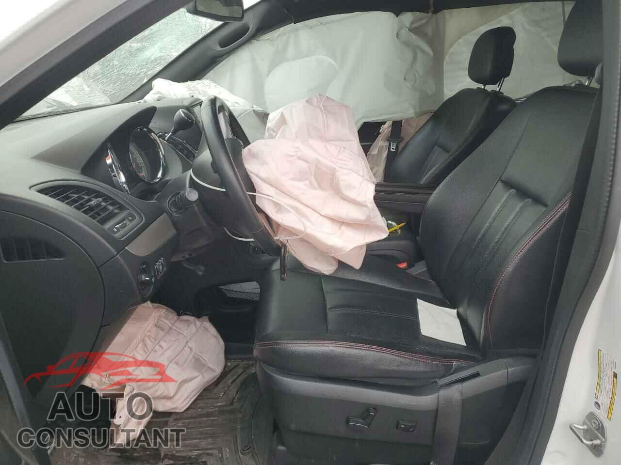 DODGE CARAVAN 2018 - 2C4RDGEGXJR359583