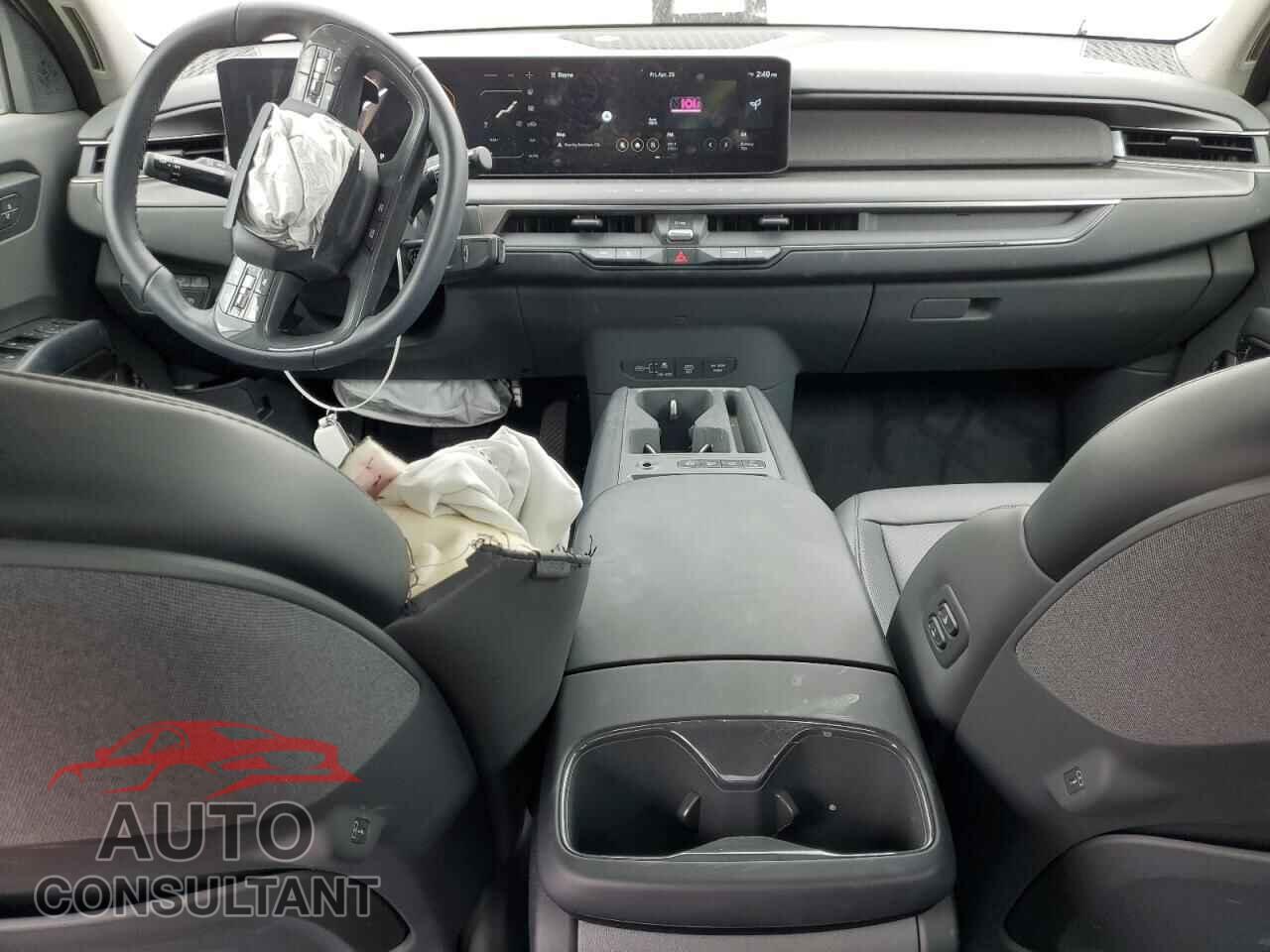 KIA EV9 WIND 2024 - KNDAFFS53R6041005