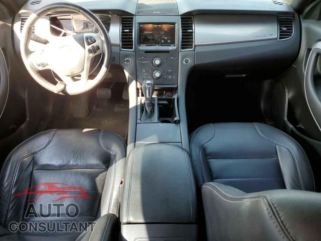FORD TAURUS 2013 - 1FAHP2E81DG120580