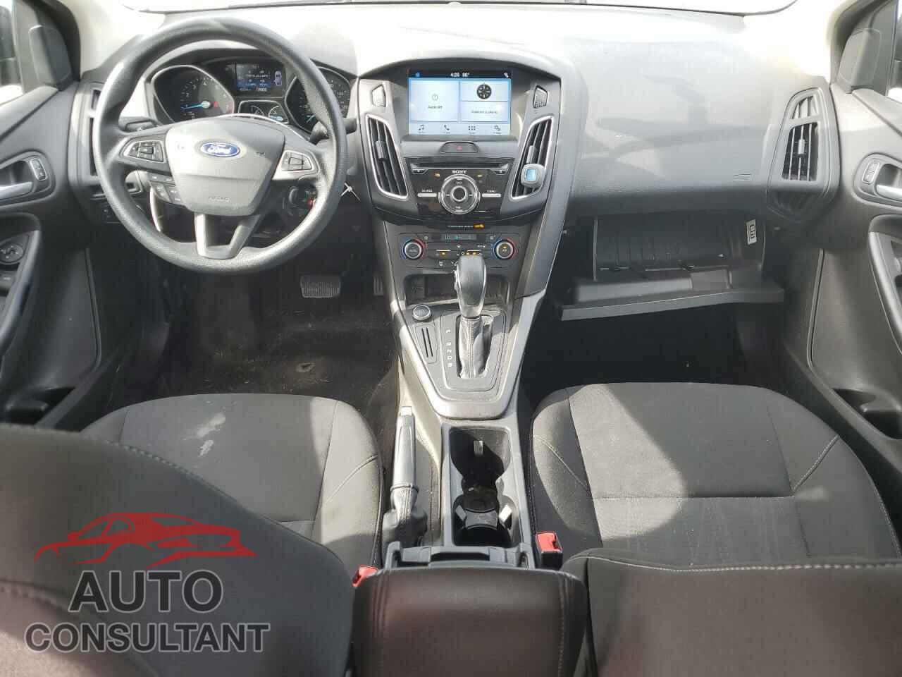 FORD FOCUS 2017 - 1FADP3H26HL344517