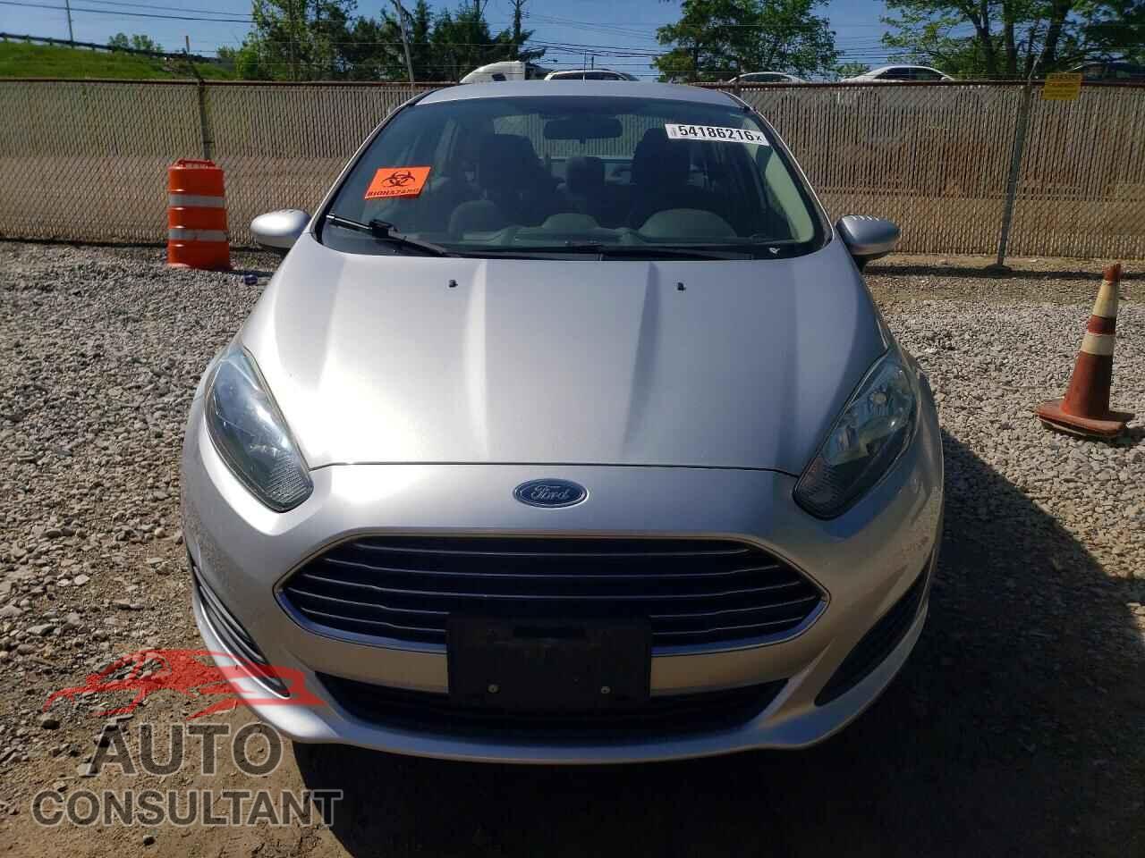 FORD FIESTA 2014 - 3FADP4AJ2EM131906