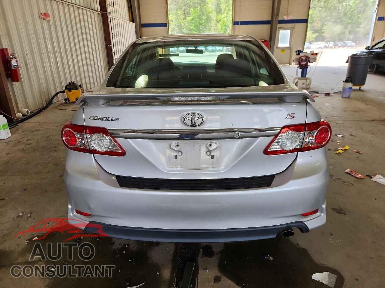 TOYOTA COROLLA 2013 - 2T1BU4EEXDC062882