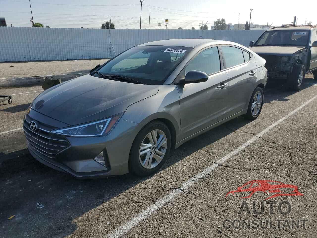 HYUNDAI ELANTRA 2019 - 5NPD84LFXKH454070