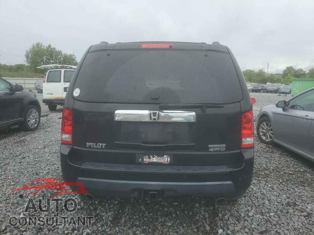HONDA PILOT 2011 - 5FNYF4H96BB096278