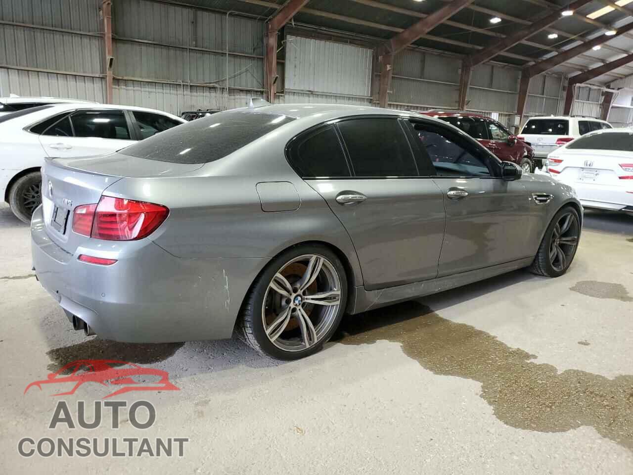 BMW M5 2013 - WBSFV9C50DC772924