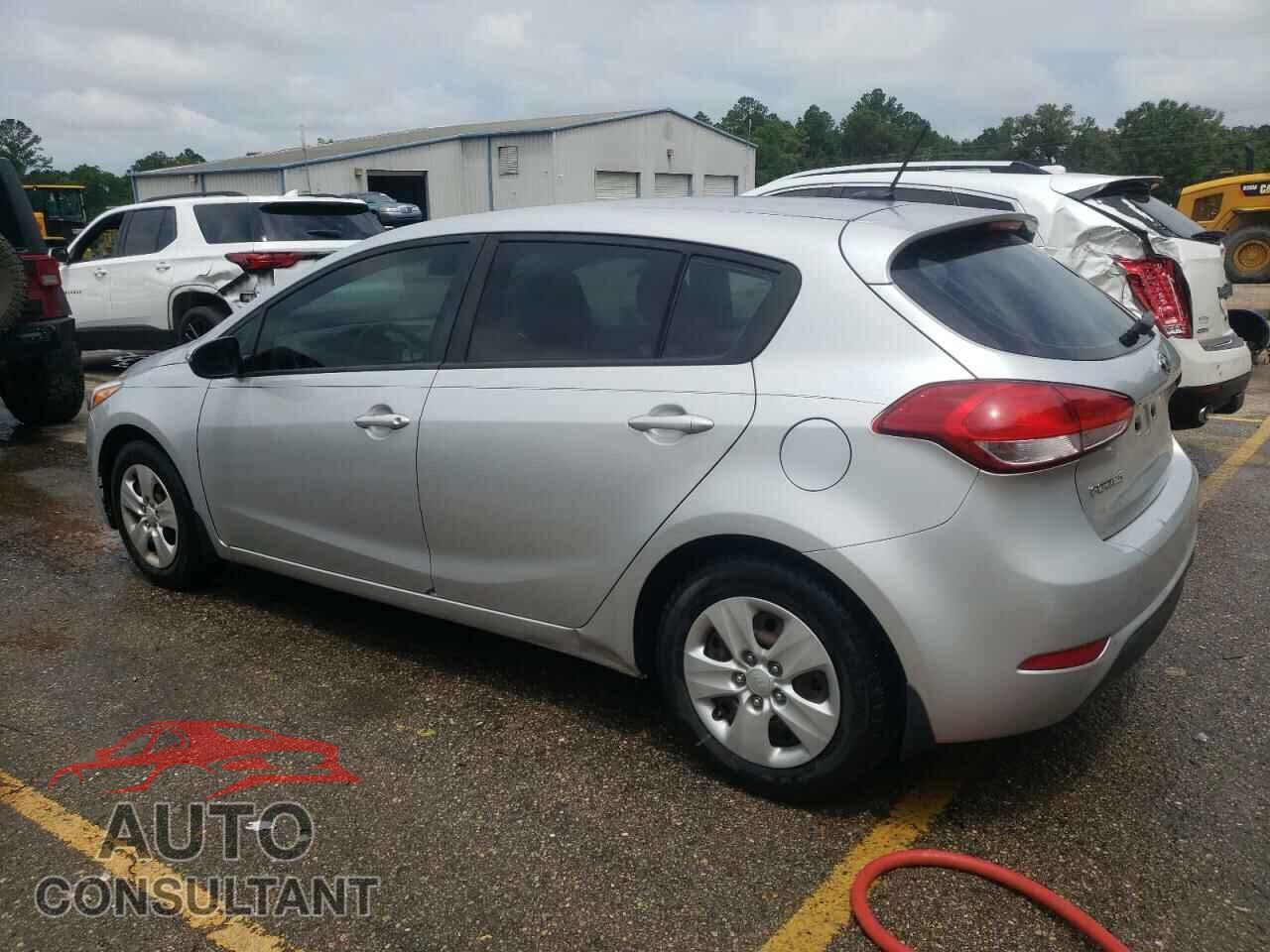 KIA FORTE 2017 - KNAFK5A89H5720138