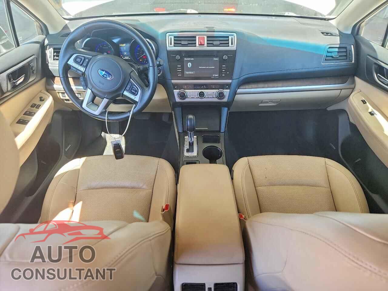 SUBARU OUTBACK 2017 - 4S4BSAKC9H3294813