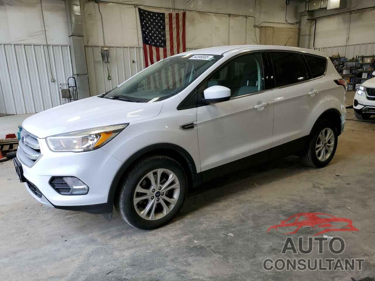 FORD ESCAPE 2017 - 1FMCU9GD1HUD43687