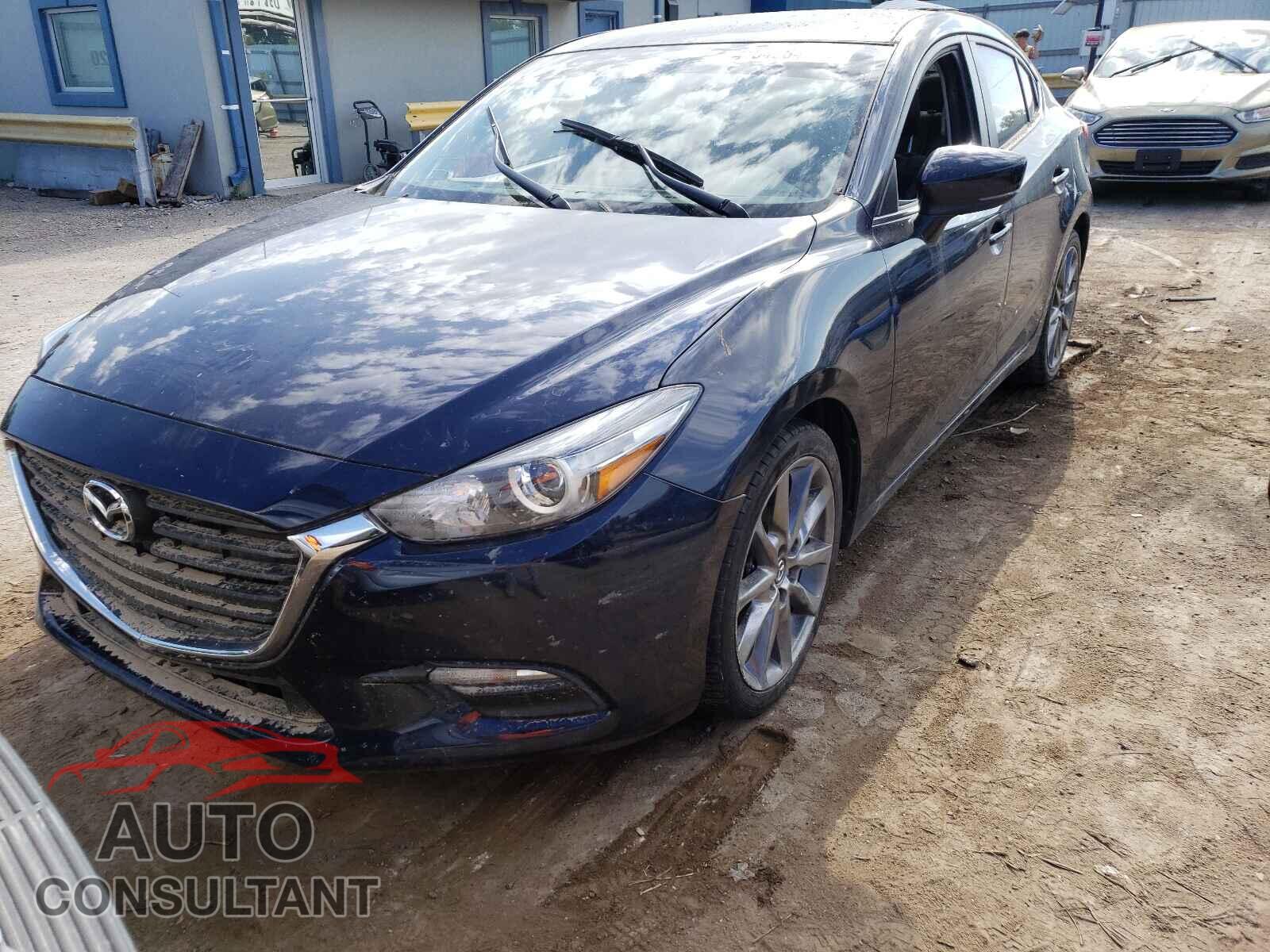 MAZDA 3 2018 - 3MZBN1V36JM242659