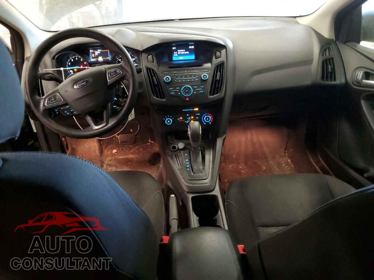 FORD FOCUS 2017 - 1FADP3K23HL271728