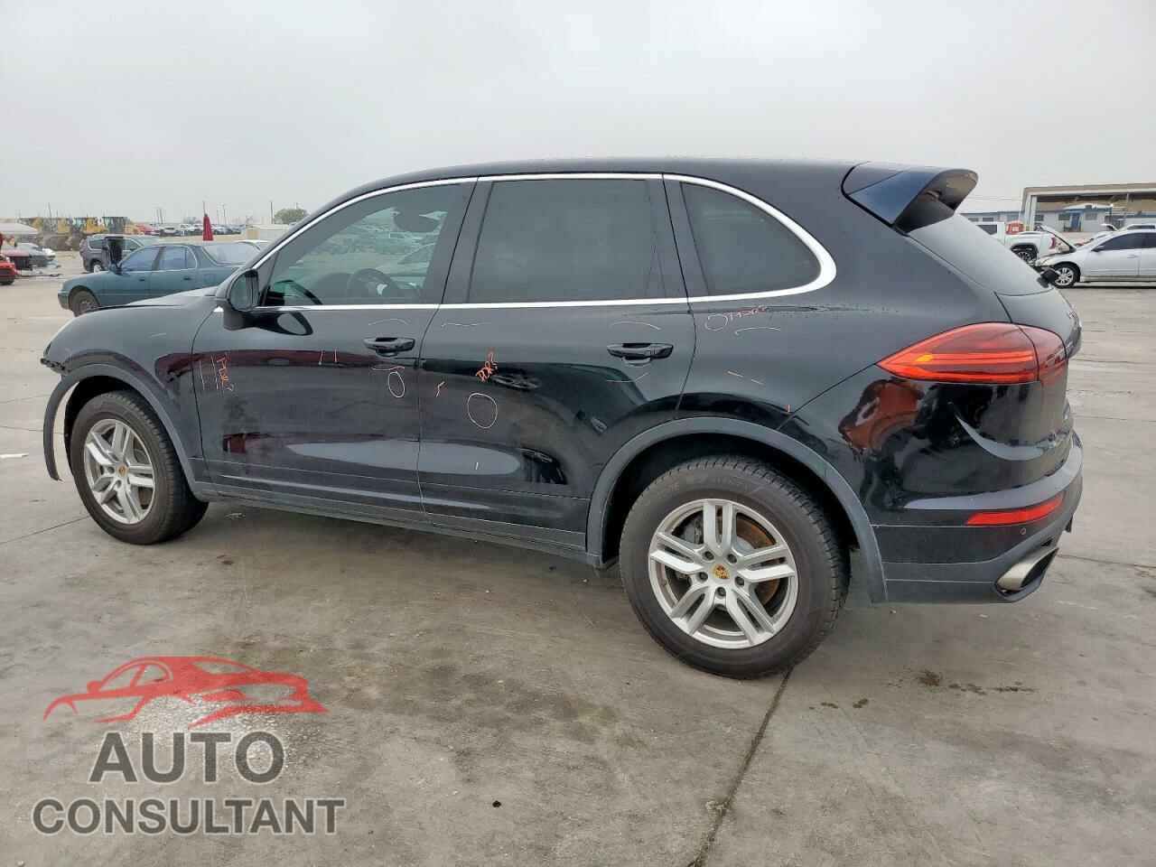 PORSCHE CAYENNE 2016 - WP1AA2A26GKA13863
