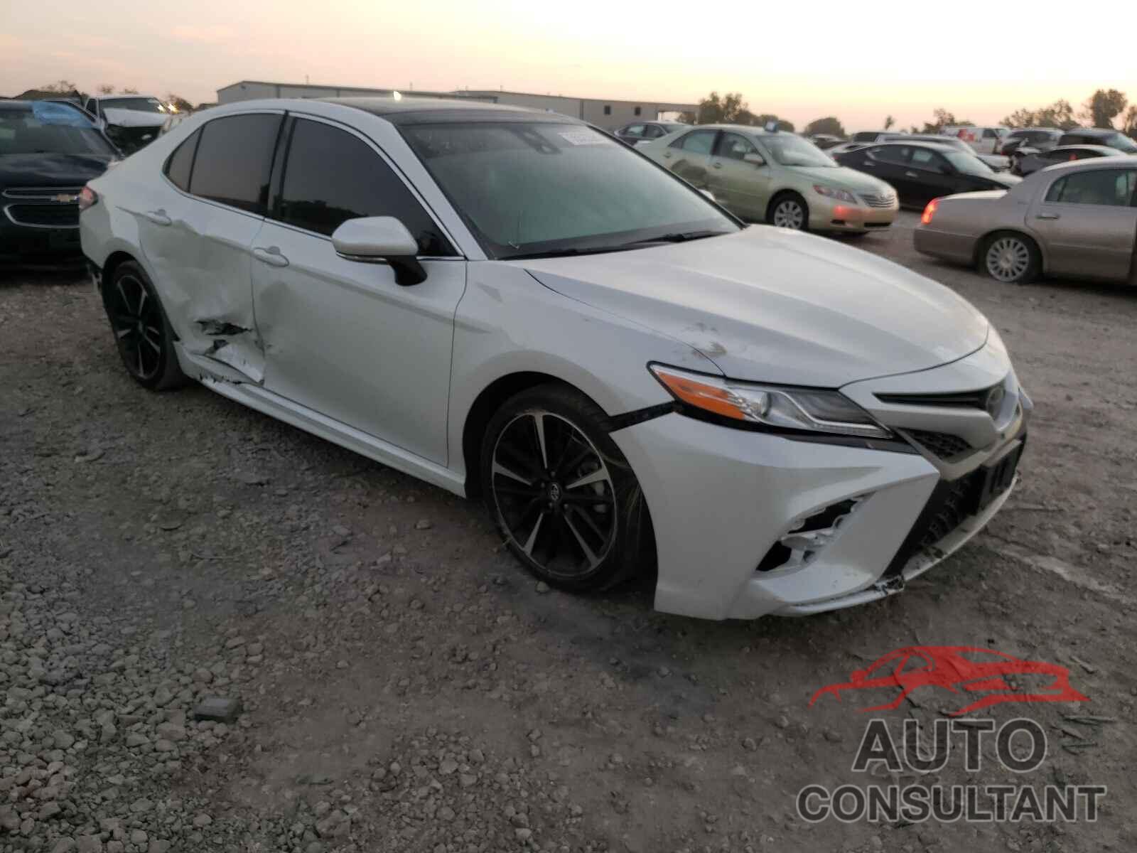 TOYOTA CAMRY 2020 - 4T1KZ1AK0LU038471