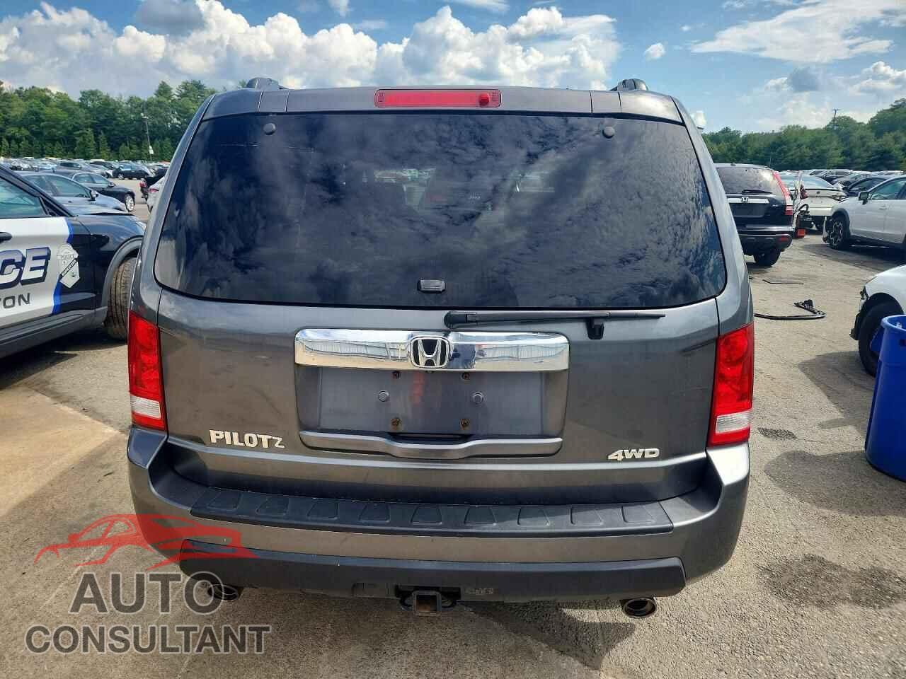 HONDA PILOT 2011 - 5FNYF4H56BB092390