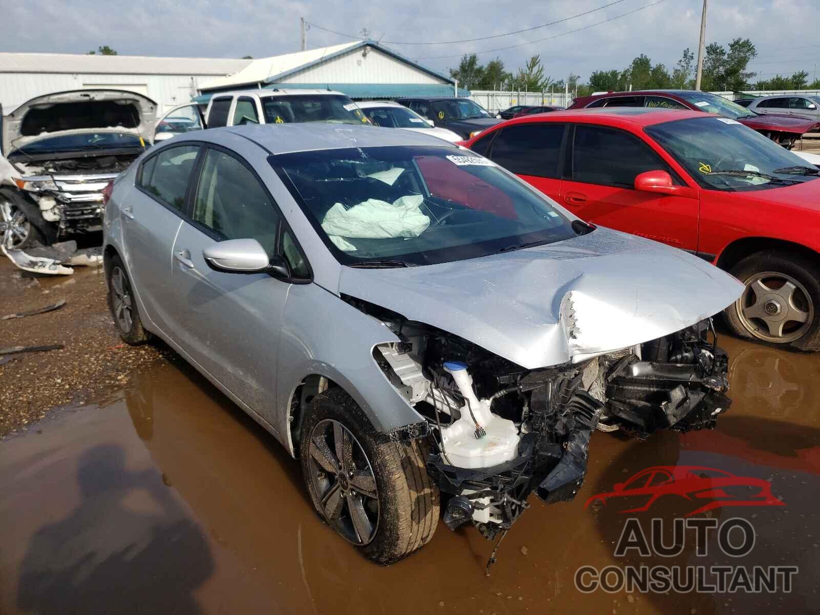 KIA FORTE 2018 - 3KPFL4A76JE259296