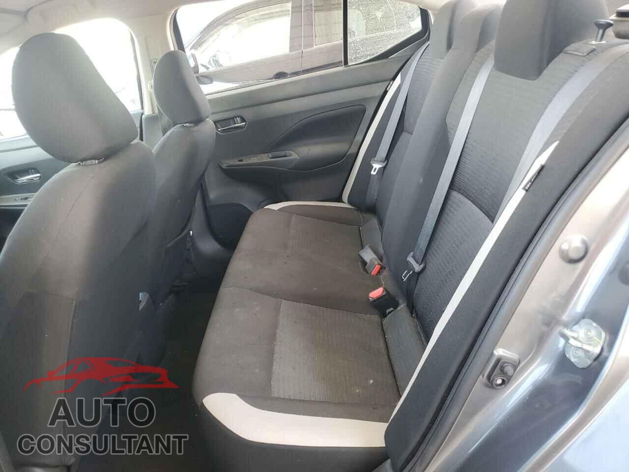 NISSAN VERSA 2021 - 3N1CN8EV2ML856302