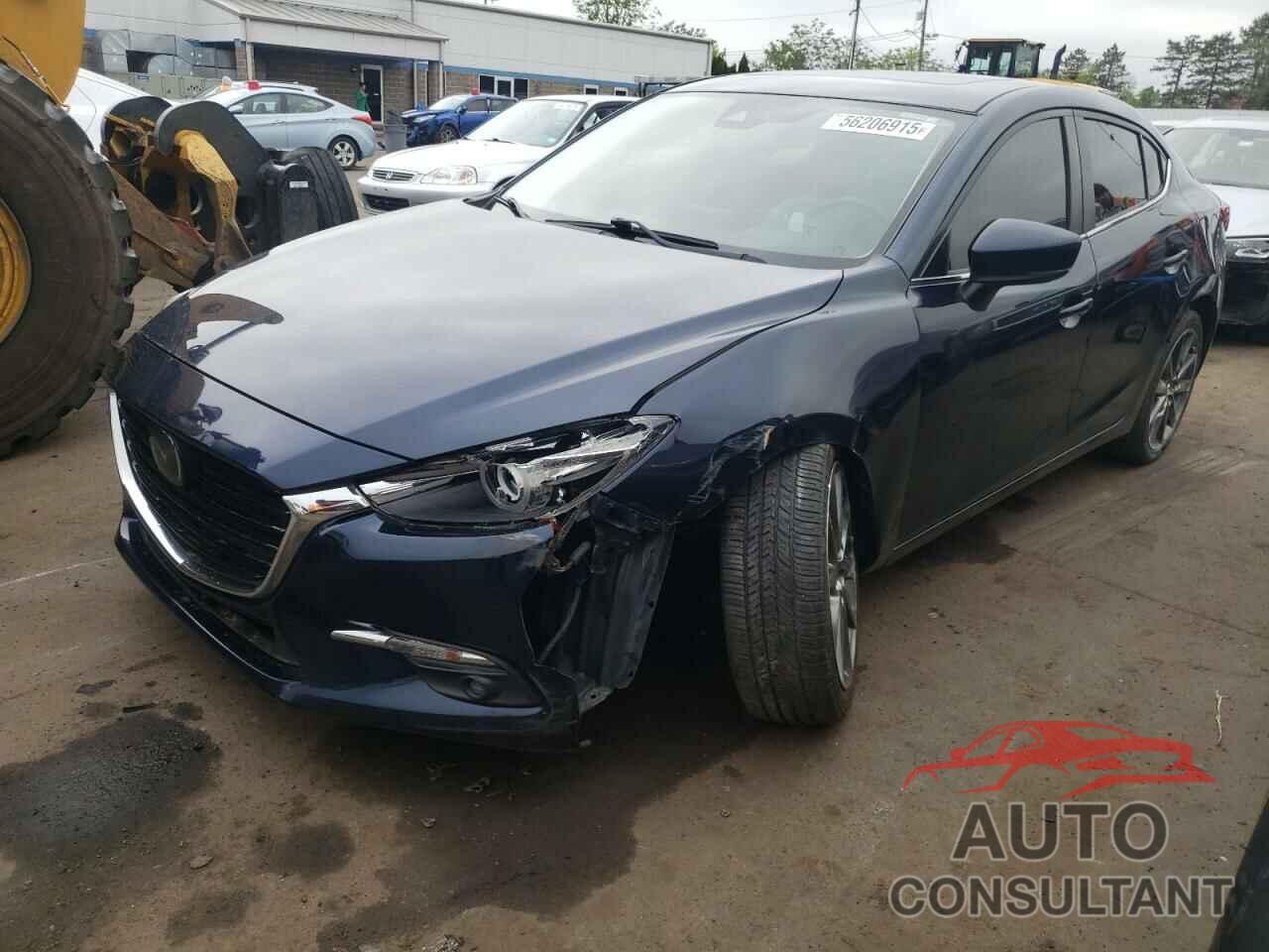 MAZDA 3 2018 - 3MZBN1W38JM180390