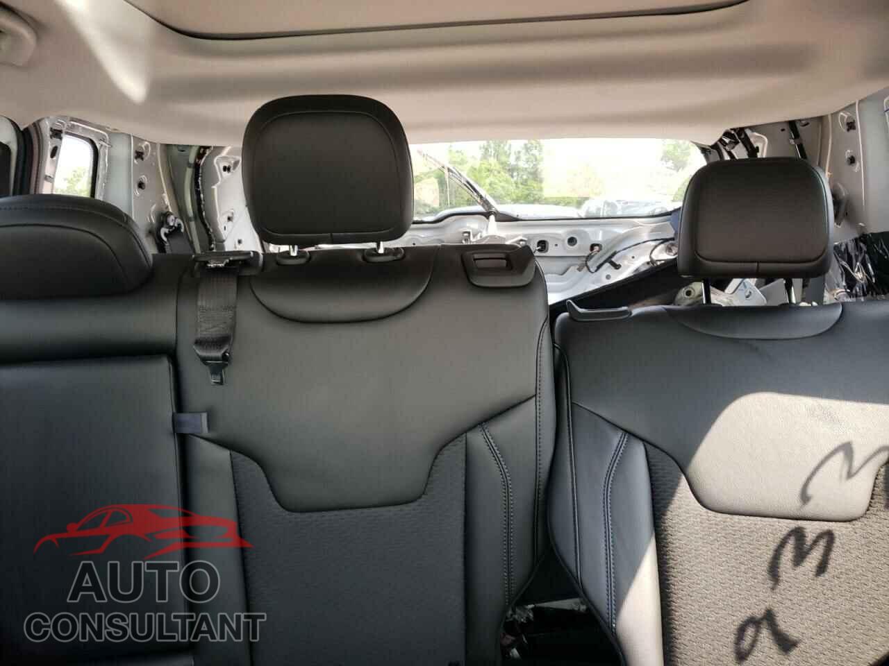 JEEP COMPASS 2022 - 3C4NJDBB6NT183231
