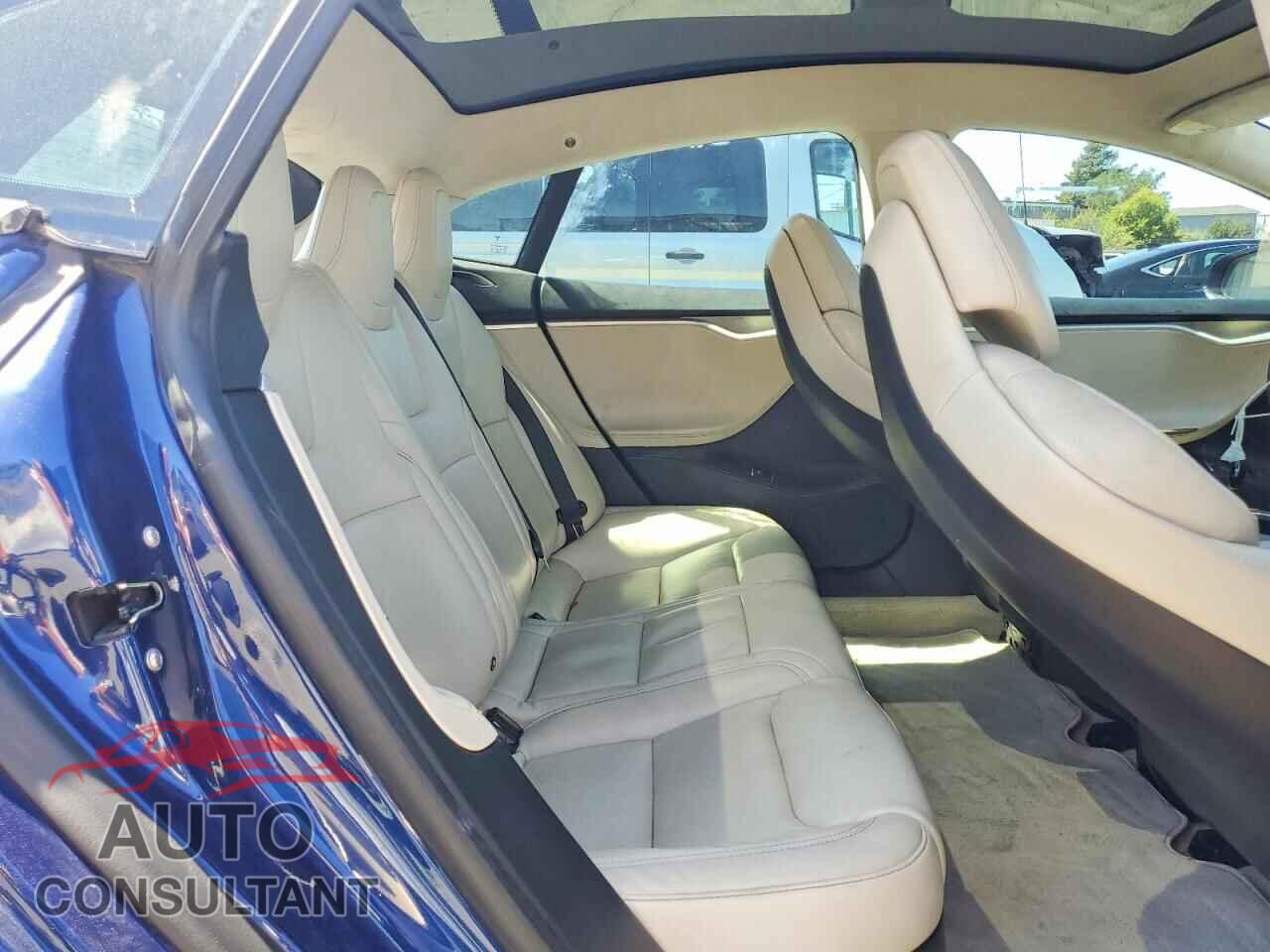 TESLA MODEL S 2017 - 5YJSA1E12HF219195