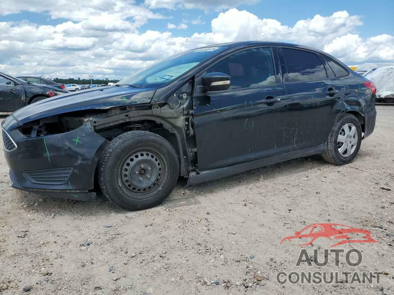 FORD FOCUS 2015 - 1FADP3F21FL299874
