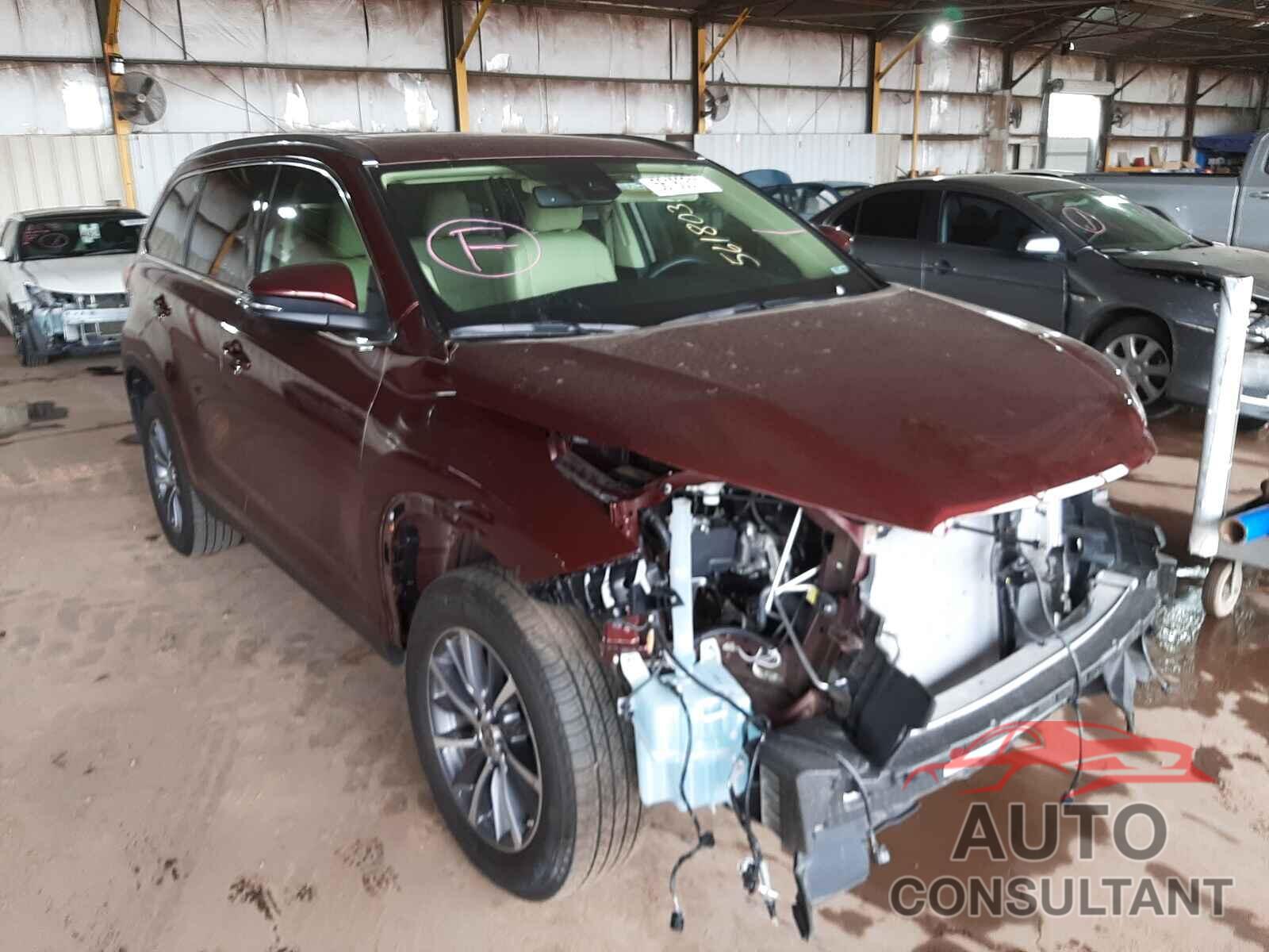 TOYOTA HIGHLANDER 2019 - 5TDKZRFH3KS366227