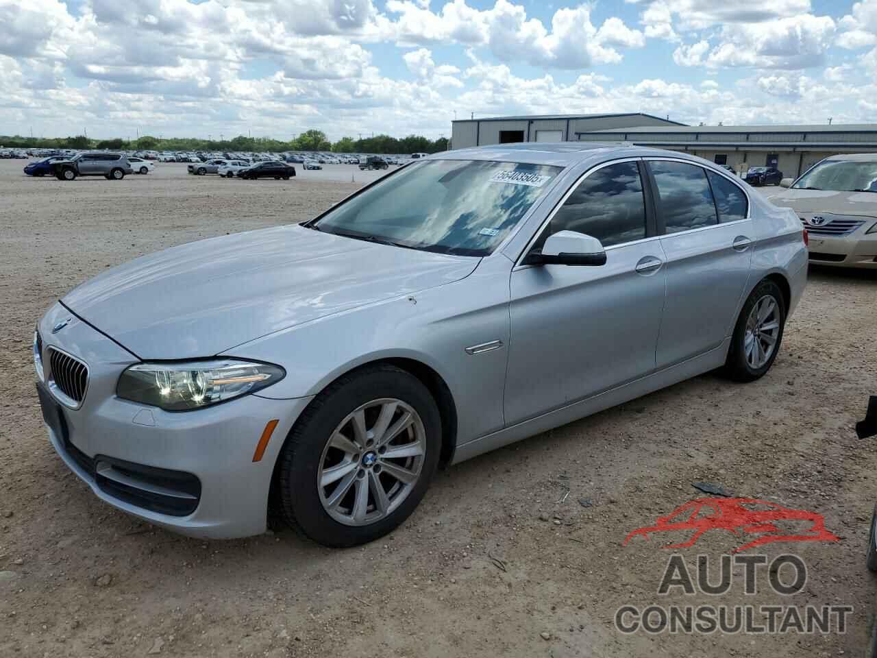 BMW 5 SERIES 2014 - WBA5A5C51ED501967