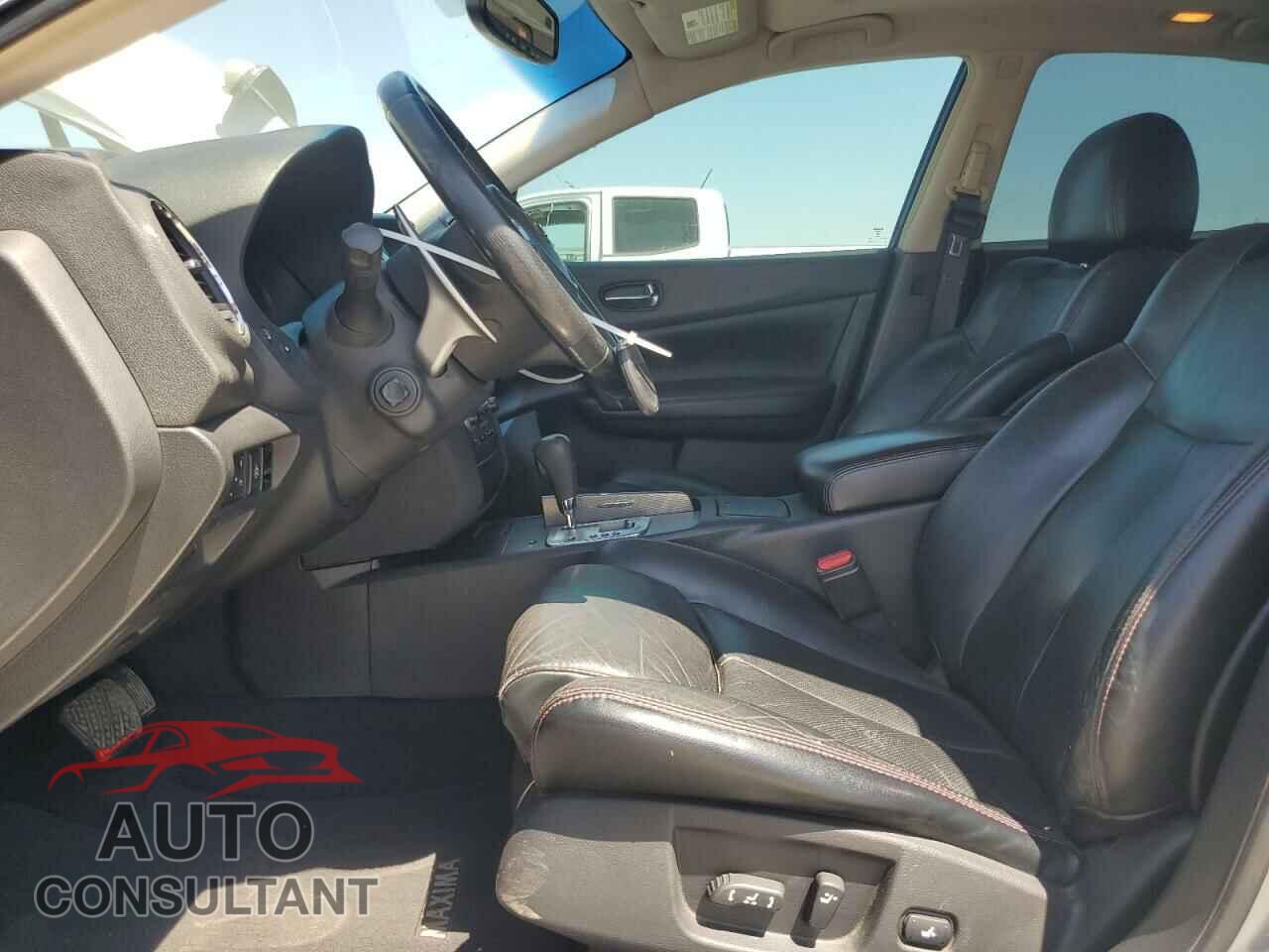 NISSAN MAXIMA 2009 - 1N4AA51E09C820136