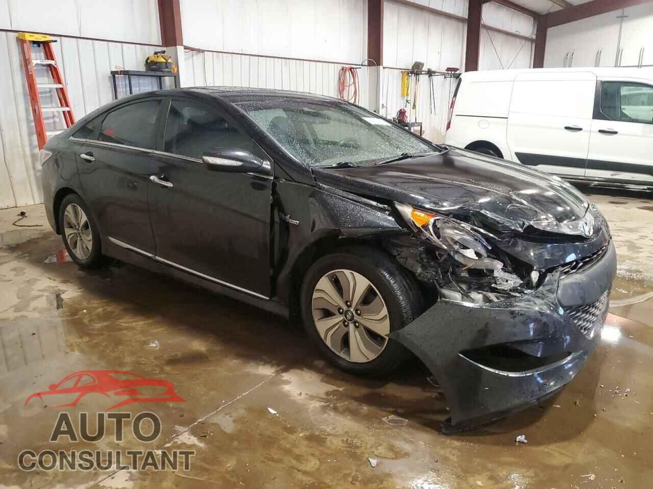 HYUNDAI SONATA 2013 - KMHEC4A45DA072880