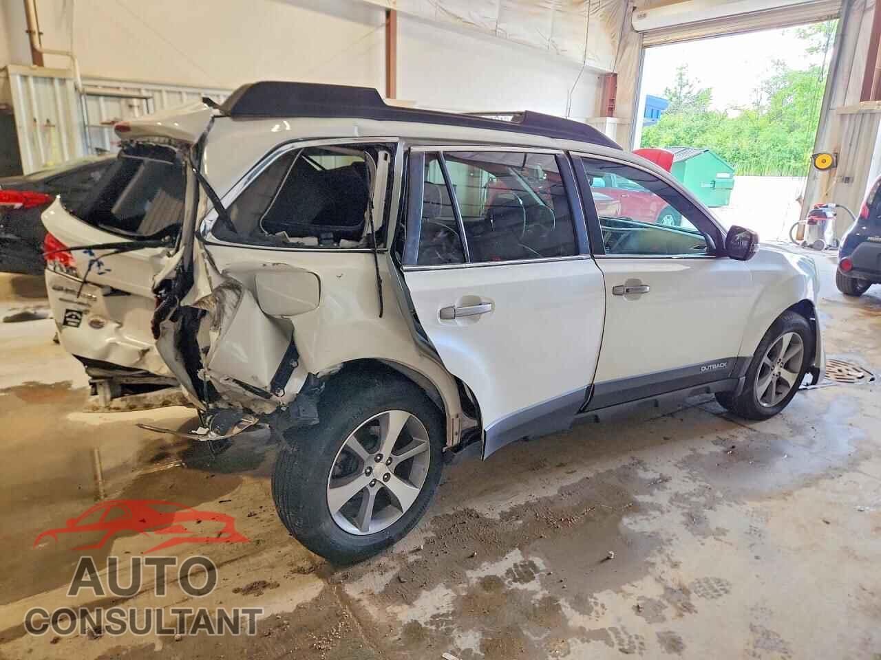 SUBARU OUTBACK 2014 - 4S4BRCPC8E3295088