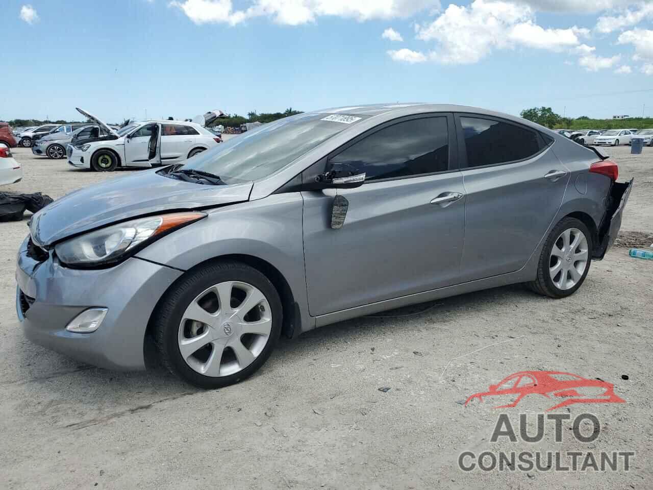 HYUNDAI ELANTRA 2013 - KMHDH4AE3DU882965