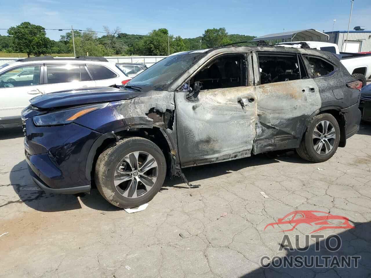 TOYOTA HIGHLANDER 2022 - 5TDGZRBH3NS584006