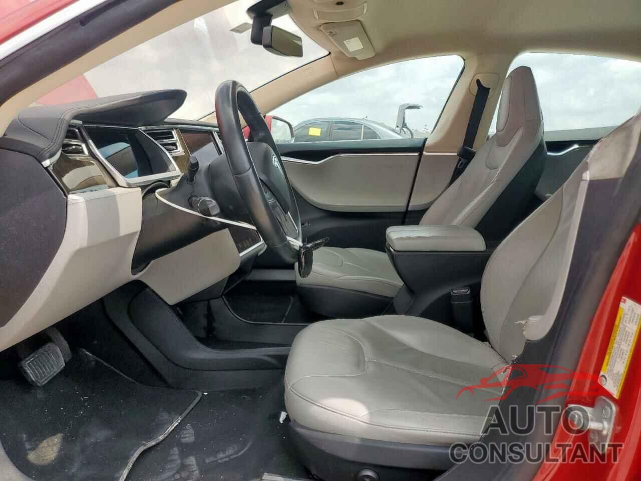 TESLA MODEL S 2013 - 5YJSA1AC7DFP10928