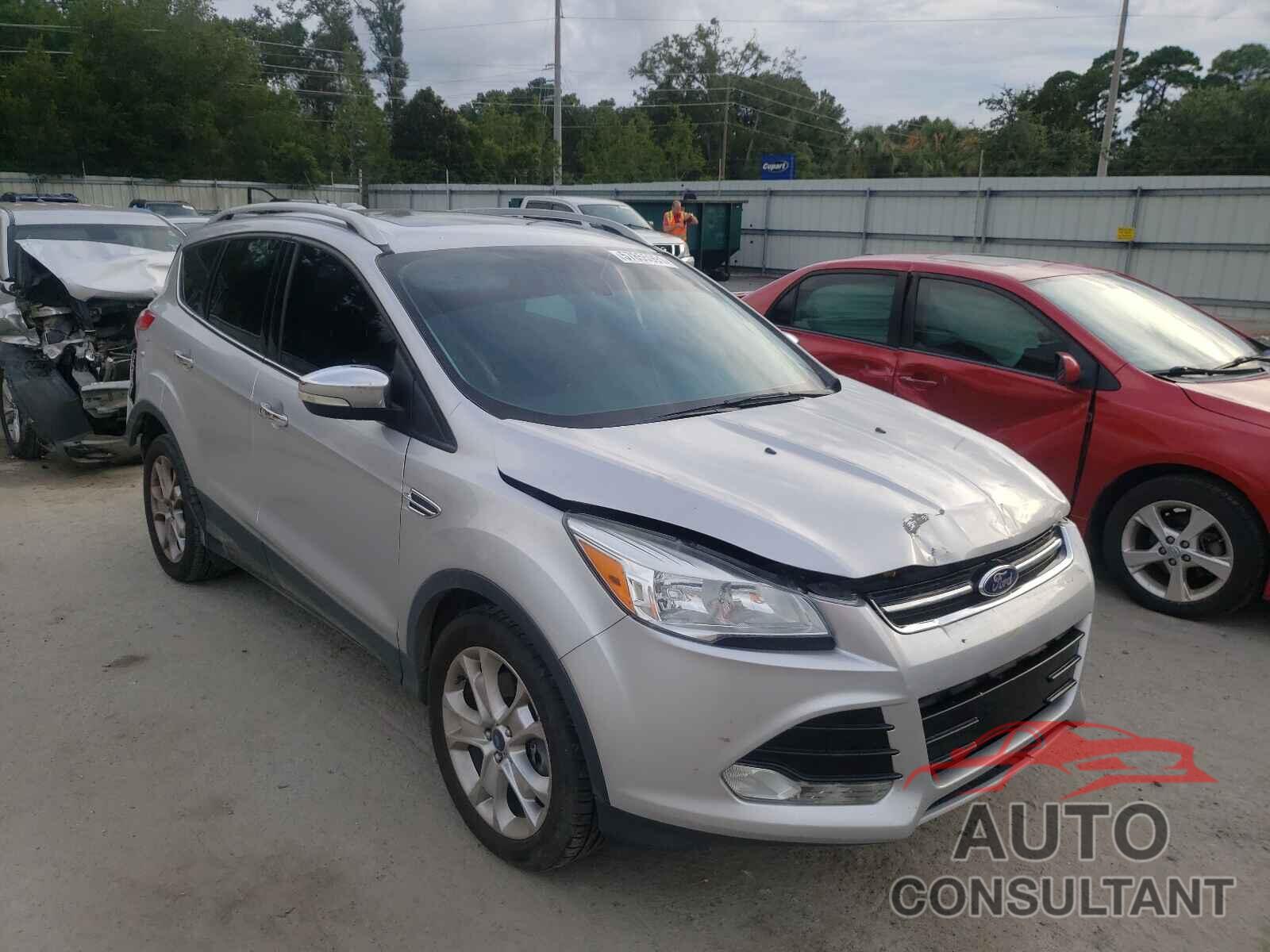 FORD ESCAPE 2016 - 1FMCU0J98GUB76212