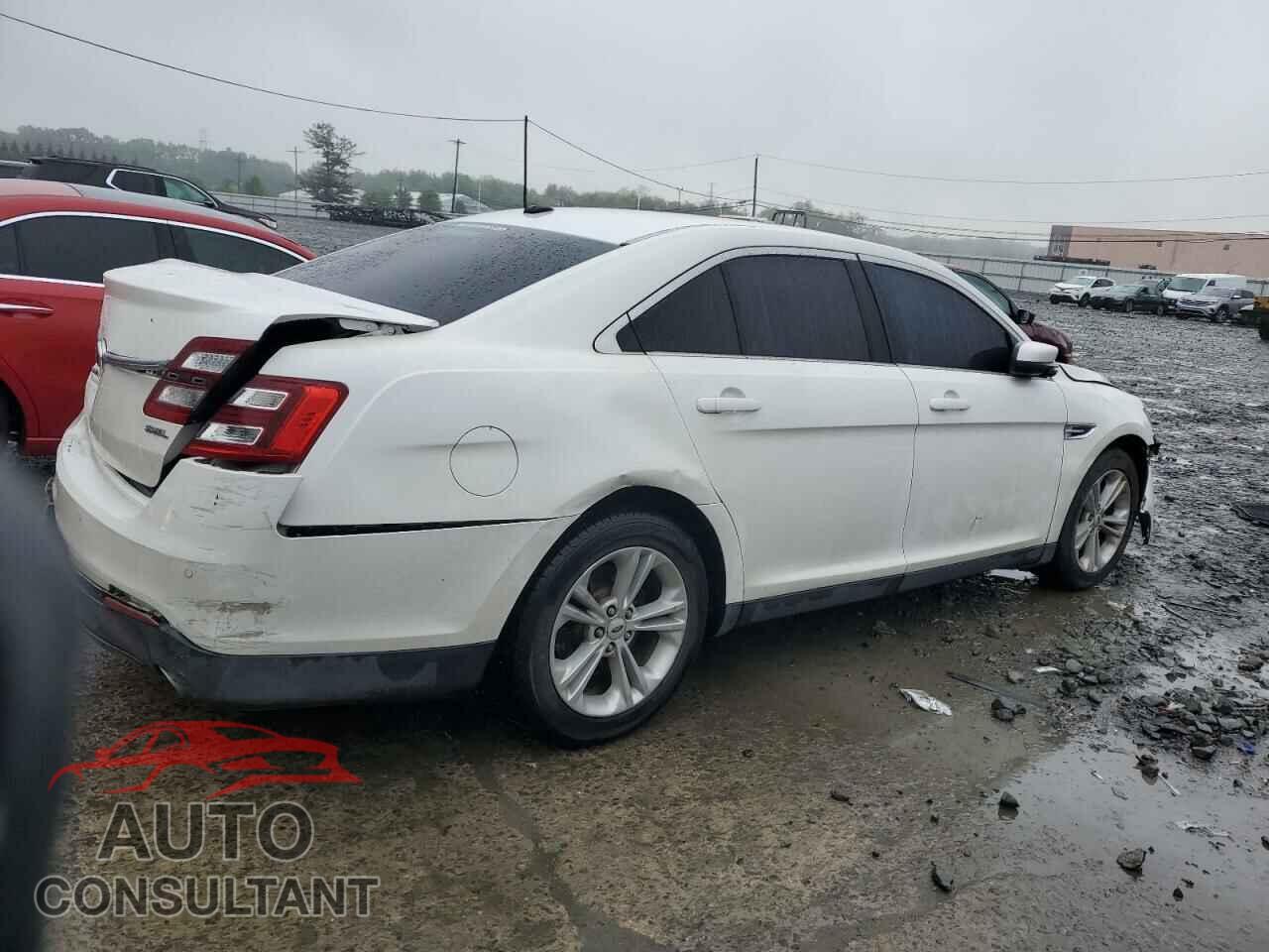 FORD TAURUS 2013 - 1FAHP2E85DG205809
