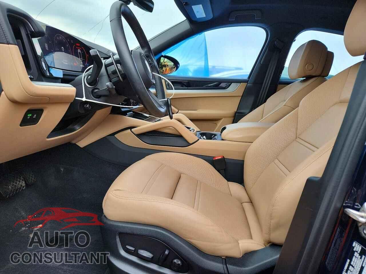 PORSCHE CAYENNE 2024 - WP1BA2AY8RDA52101