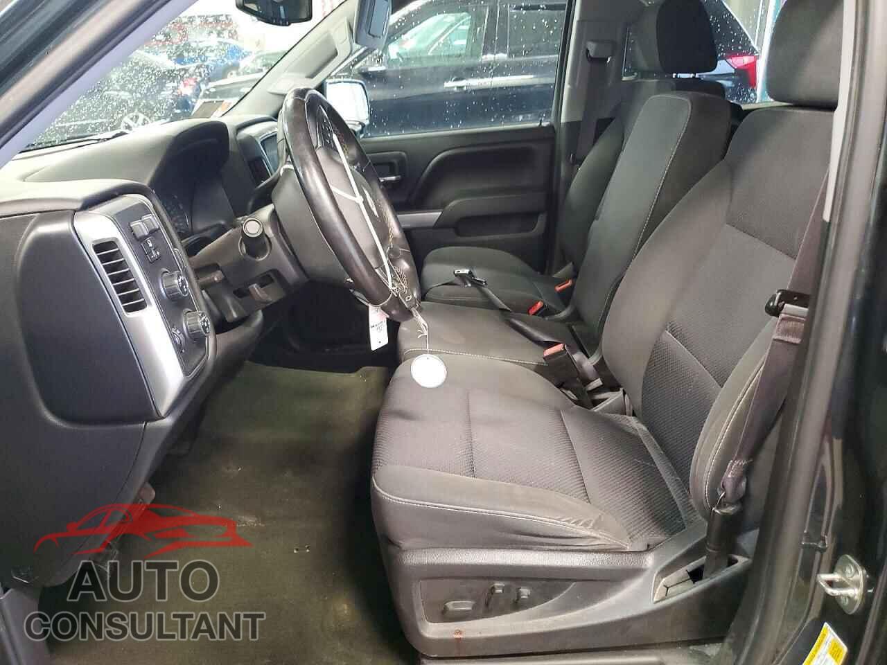 CHEVROLET SILVERADO 2017 - 3GCUKREC5HG331375