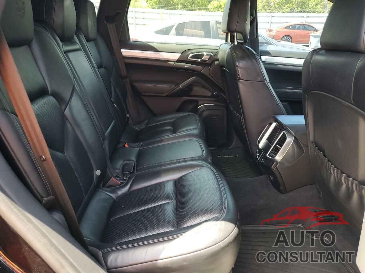 PORSCHE CAYENNE 2017 - WP1AE2A28HLA70632
