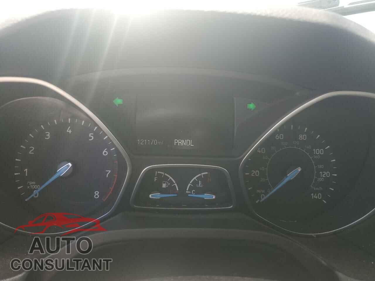 FORD FOCUS 2017 - 1FADP3E28HL254385