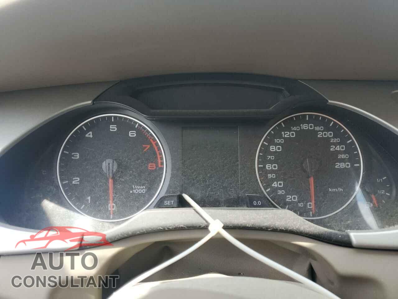 AUDI A4 2012 - WAUFFCFL3CA075265