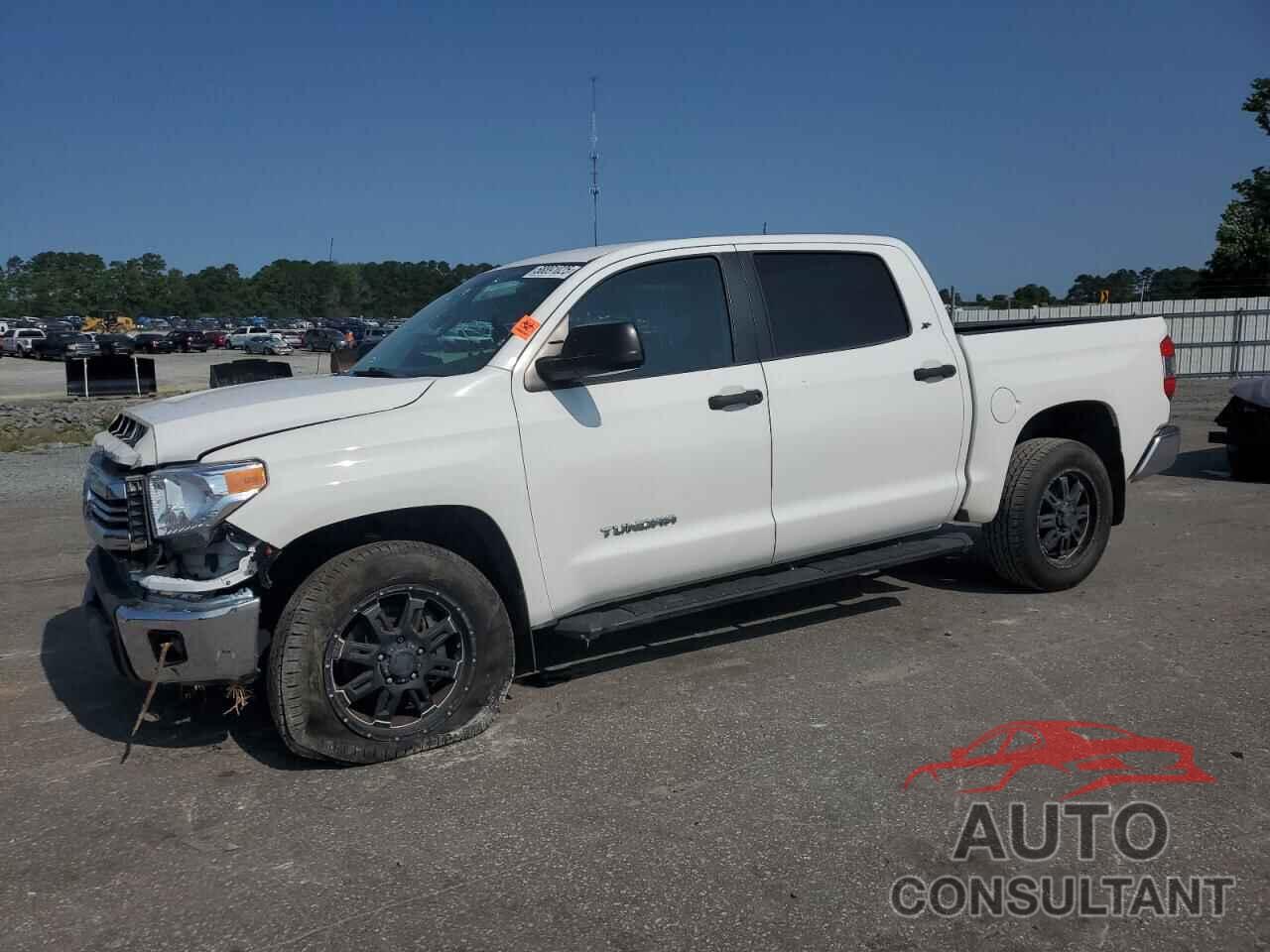 TOYOTA TUNDRA 2017 - 5TFEM5F17HX115043