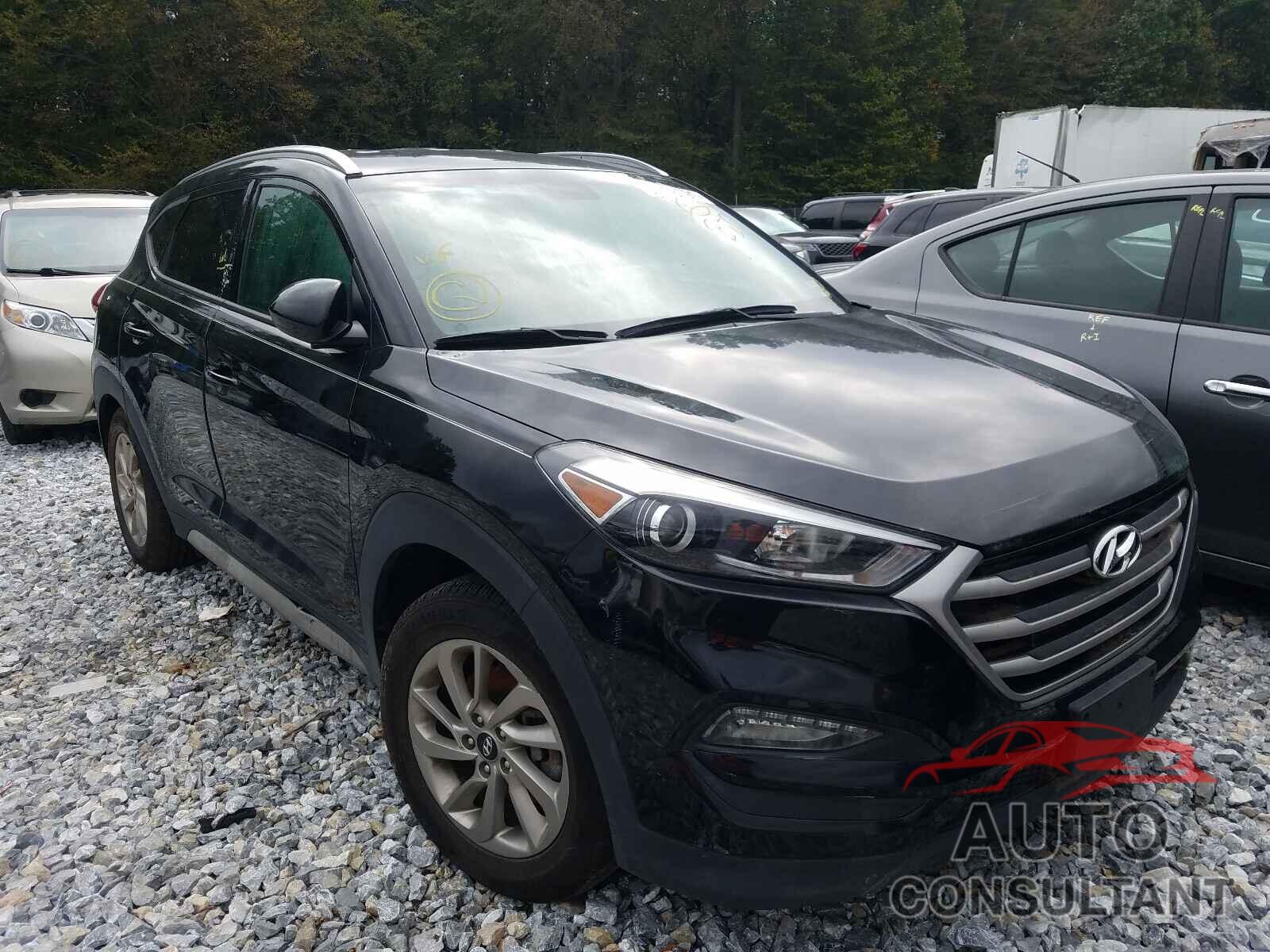 HYUNDAI TUCSON 2017 - KM8J3CA47HU538189