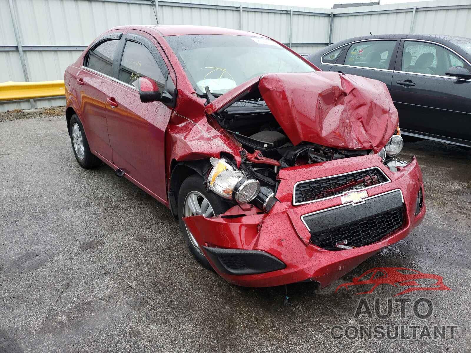 CHEVROLET SONIC 2016 - 1G1JC5SH7G4131305