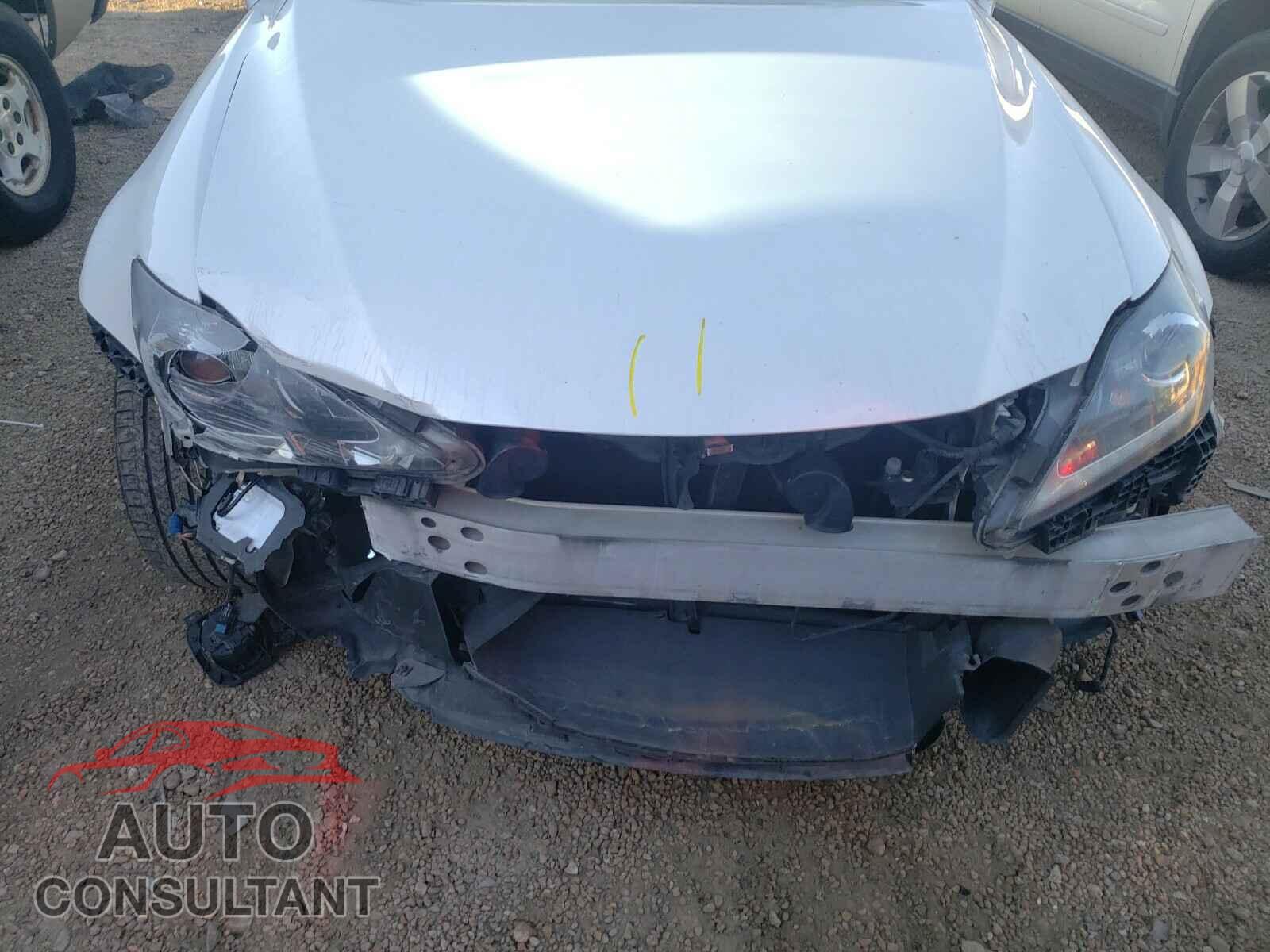 LEXUS IS 2012 - JTHCF5C29C5056384